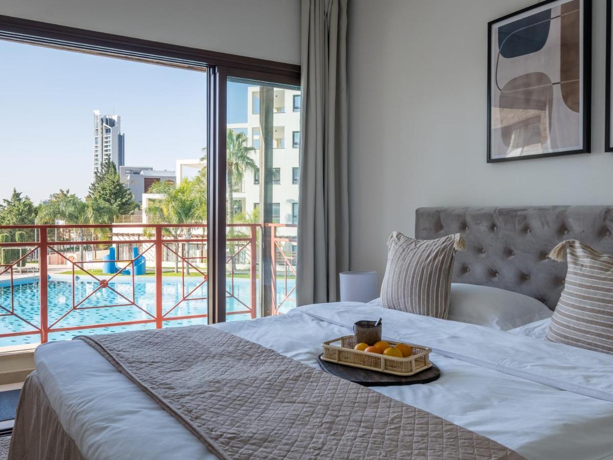 Sanders Aqua Park Resort - Precious 3-Bedroom Holiday Home With Shared Pool 利马索尔 外观 照片