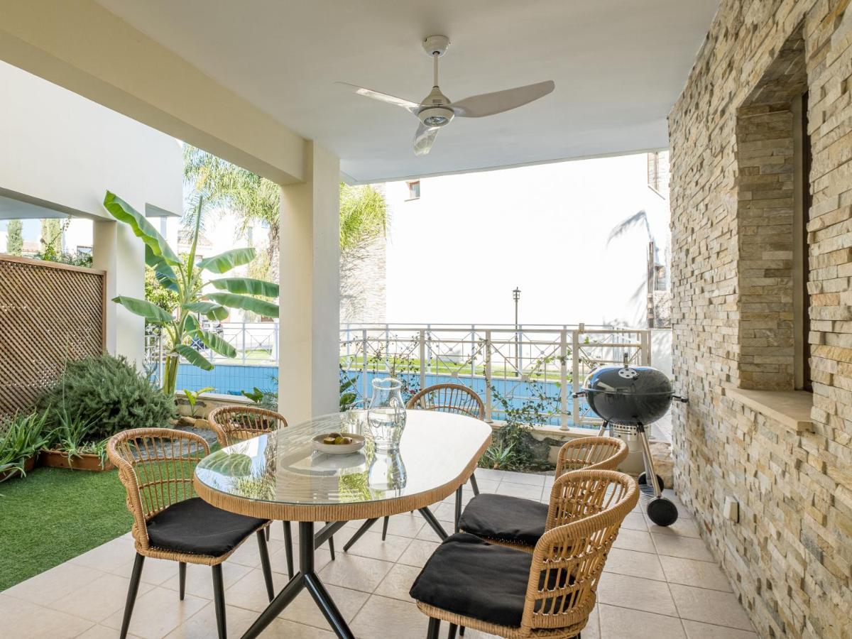 Sanders Aqua Park Resort - Precious 3-Bedroom Holiday Home With Shared Pool 利马索尔 外观 照片